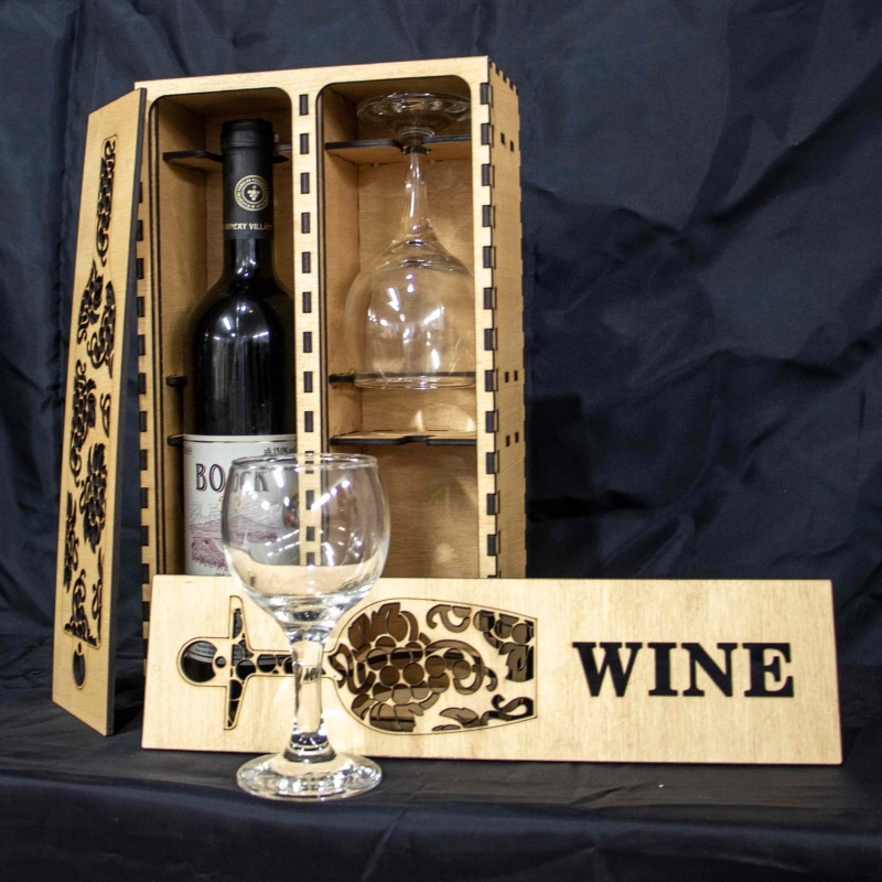 Gravírozott boros doboz poharakkal - Image 4