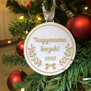 Gravírozott karácsonyfadísz