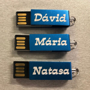 Gravírozott fém 8 GB-os pendrive